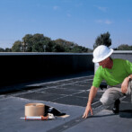 Survive the winter without roof damage