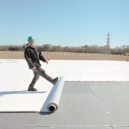 Important tips to stay safe while working on the roof this winter